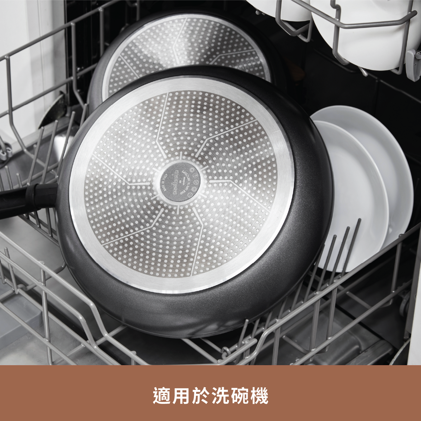 
                  
                    20CM/2.8L 陶瓷易潔有蓋單柄鍋
                  
                