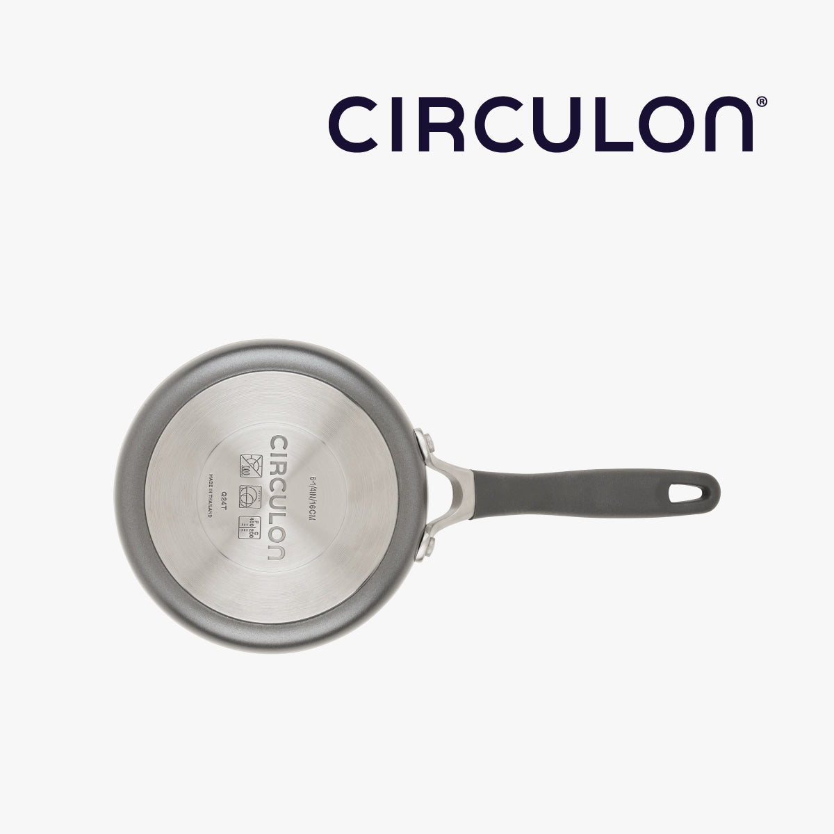 
                  
                    CIRCULON Frying Pan 
ScratchdefenseTM技術 – 極其不黏 
鍋内底部獲得專利的高低坑紋圓形設計
金屬烹飪工具適用的防刮不黏鍋内表面
不銹鋼底座可快速均匀加熱
防污不黏外層容易清潔
易握舒適矽膠手柄
                  
                